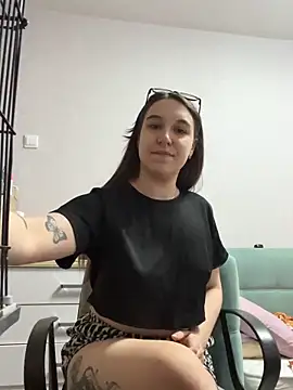 RiannaBrown online show from 04/16/26, 03:07