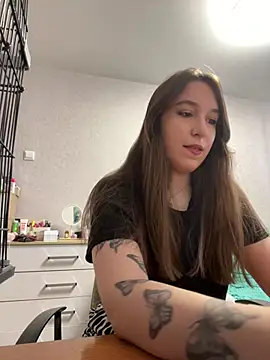 RiannaBrown online show from 04/24/26, 03:20