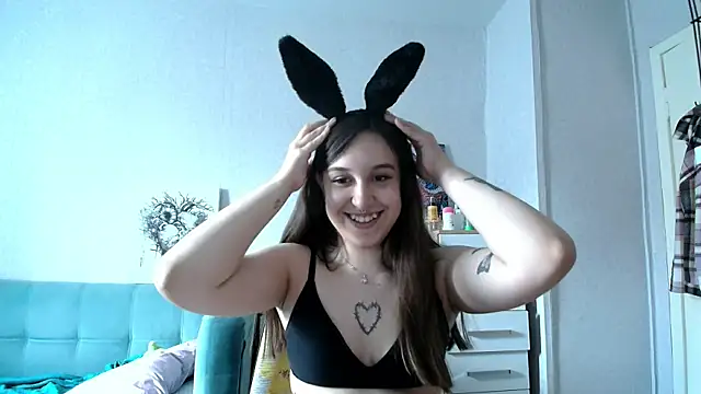 RiannaBrown online show from 05/25/26, 03:12
