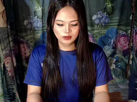 Alexafoxtt online show from 04/23/26, 12:51