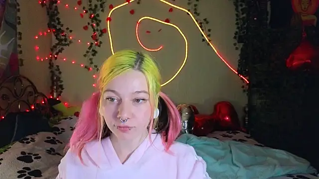 Sansarella online show from 02/12/26, 05:30