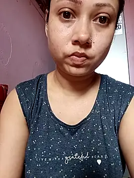Hot Soniya 08 online show from 05/05/26, 10:45