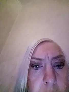 Julia20X online show from 04/23/26, 11:53