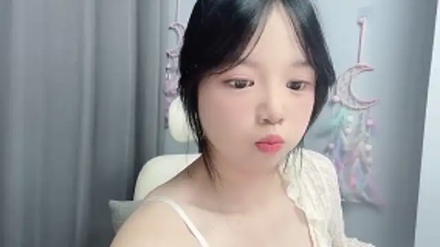 Xiaoqing00 online show from 05/19/26, 05:25