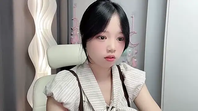 Xiaoqing00 online show from 05/21/26, 03:13