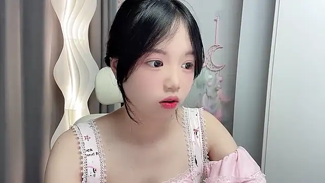 Xiaoqing00 online show from 05/25/26, 05:24