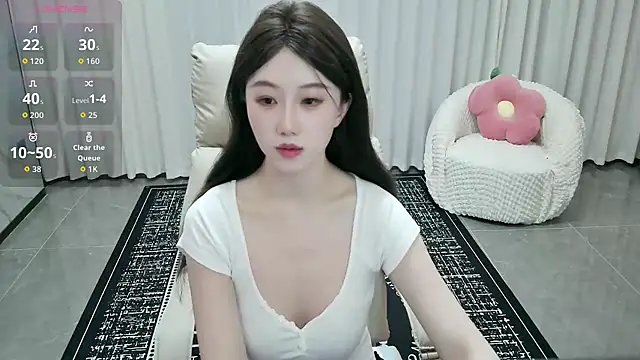 LUNYI-CC online show from 07/07/26, 12:42