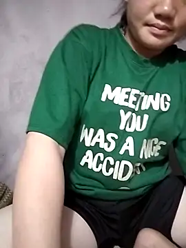 giahan1 online show from 04/22/26, 01:45