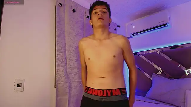 Luca Voss online show from 04/17/26, 12:19