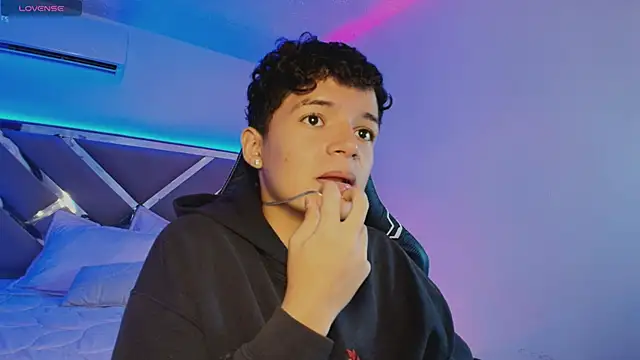 Luca Voss online show from 04/23/26, 11:53