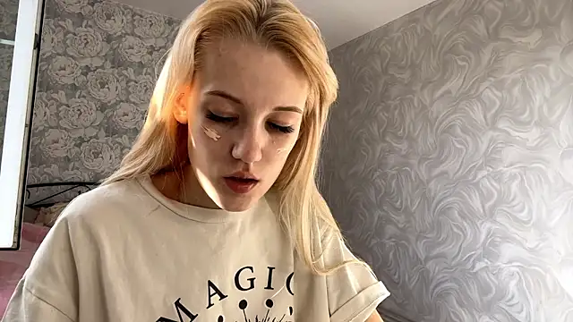 Ketris Drewerses online show from 04/21/26, 08:53