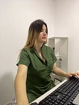 amelia 16 online show from 05/20/26, 12:33