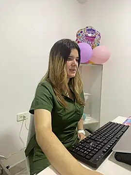 amelia 16 online show from 06/02/26, 02:41