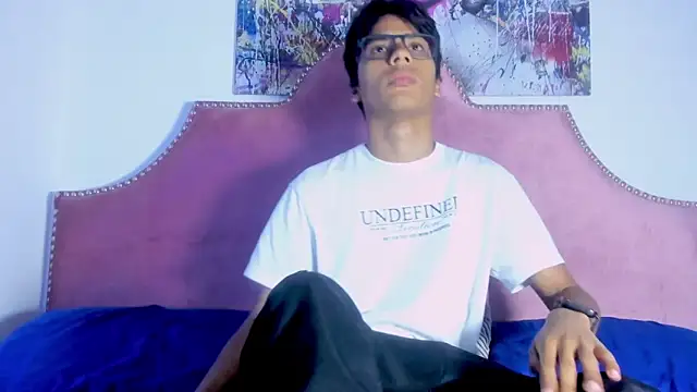 LiamKron online show from 04/20/26, 11:35