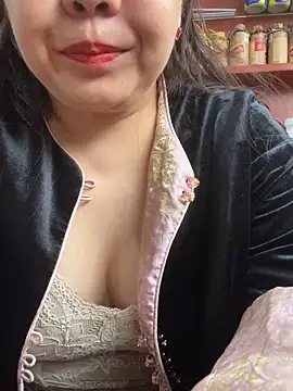 yhan1314 online show from 04/21/26, 02:51