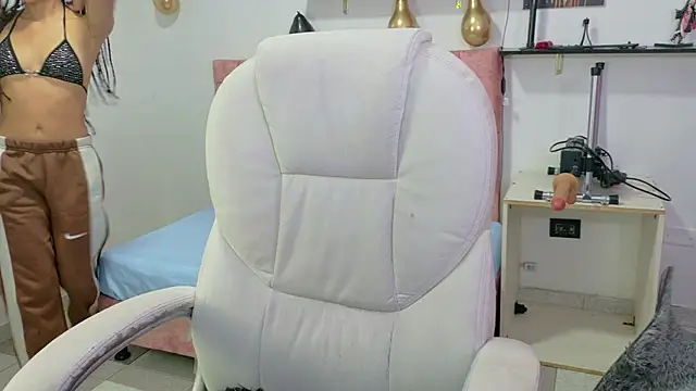 VelinaHoney online show from 07/17/26, 12:34
