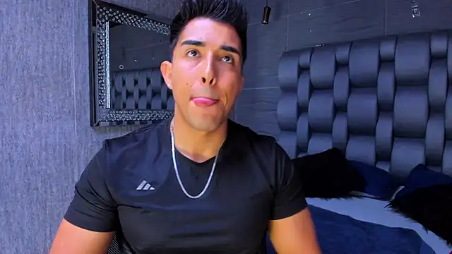 alangreek1 online show from 04/15/26, 11:05