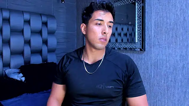 alangreek1 online show from 04/19/26, 02:11