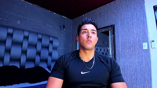 alangreek1 online show from 04/19/26, 08:33