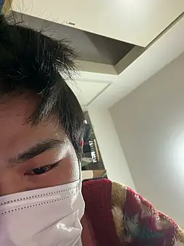 souitirou20 online show from 04/15/26, 03:52