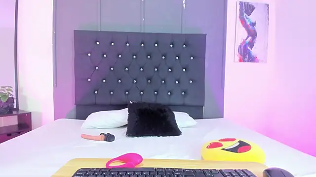 AnastasiaSiren  online show from 04/13/26, 04:07