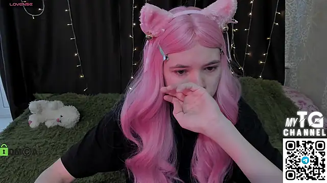 MisaRisaChan online show from 04/18/26, 06:39