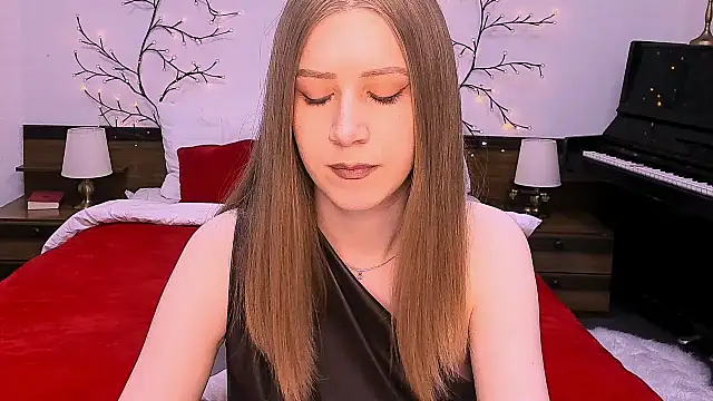 cheeky chick online show from 04/14/26, 01:17