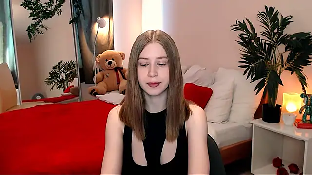 Snapshot of cheeky_chick chatting on 05/25/26, 01:17 cheeky chick online show from 05/25/26, 01:17