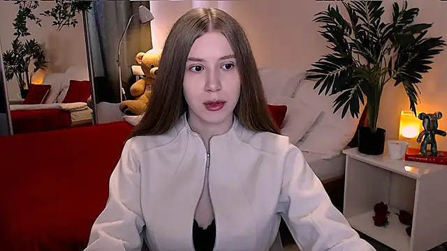 Snapshot of cheeky_chick chatting on 07/14/26, 10:09 cheeky chick online show from 07/14/26, 10:09