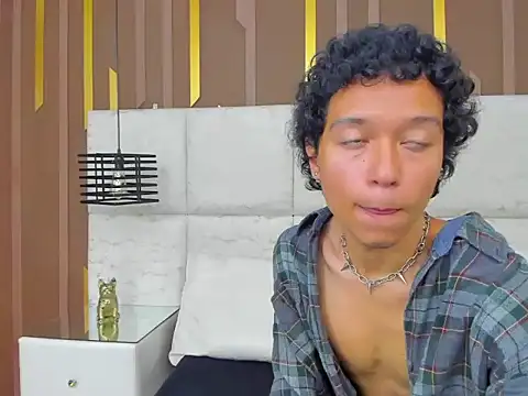 NobaCortez online show from 04/15/26, 02:40