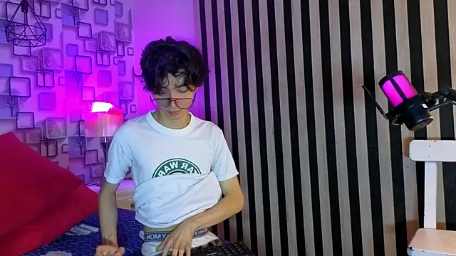 Twink Sebas7 online show from 04/19/26, 12:26