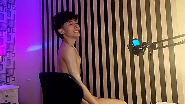 Twink Sebas7 online show from 06/03/26, 02:33