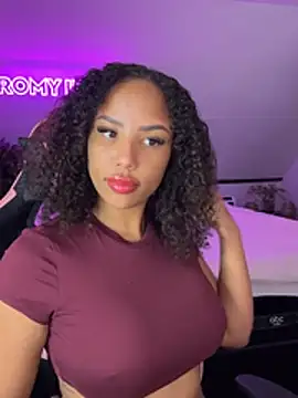 Snapshot of princessromyindy chatting on 04/28/26, 06:46 princessromyindy online show from 04/28/26, 06:46