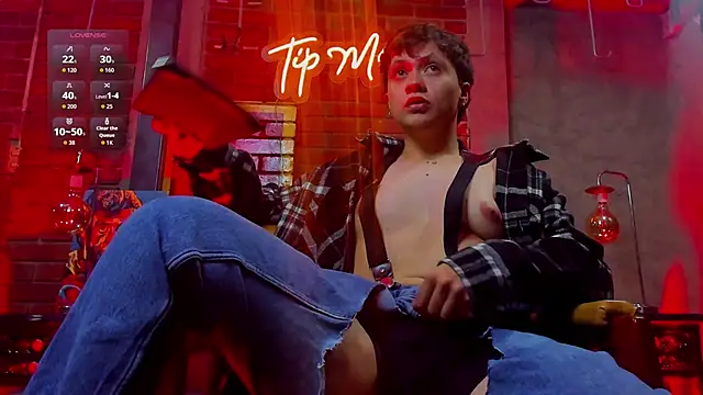 MissaelRossi online show from 04/17/26, 08:01