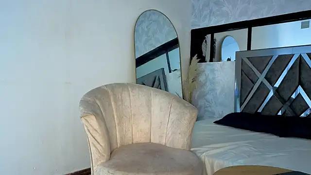 steicy torres online show from 04/22/26, 04:52