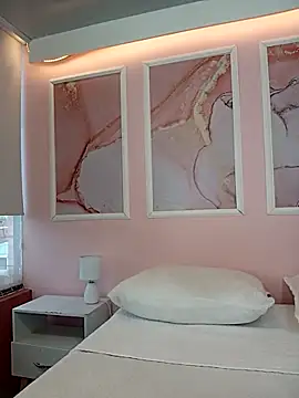 Taylor Marie  online show from 04/21/26, 12:33