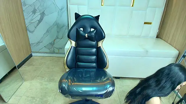 Samantha petite tf online show from 04/19/26, 02:55