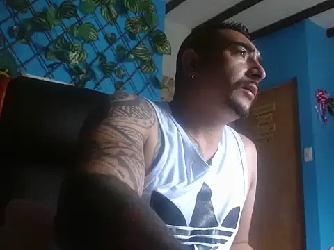 Honey And Co online show from 04/22/26, 02:40