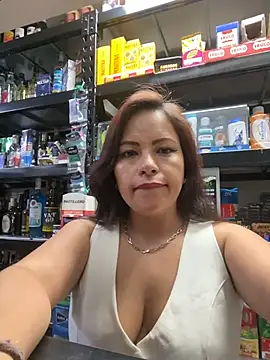 MIA ROSSEEE online show from 04/23/26, 12:40