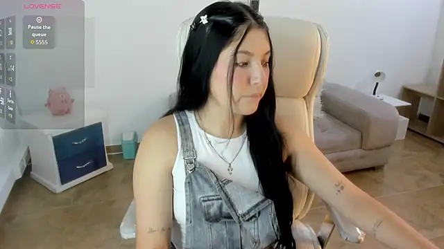 Celestee 21 online show from 04/16/26, 07:58