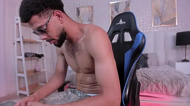 cero khalifa online show from 04/18/26, 07:07