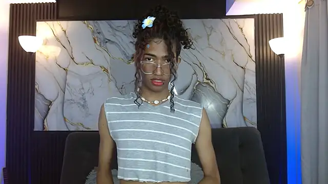 triiangel latinboy online show from 04/16/26, 12:22