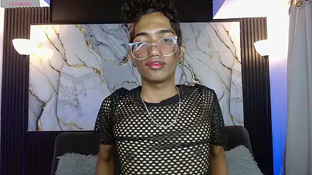 triiangel latinboy online show from 04/24/26, 01:19