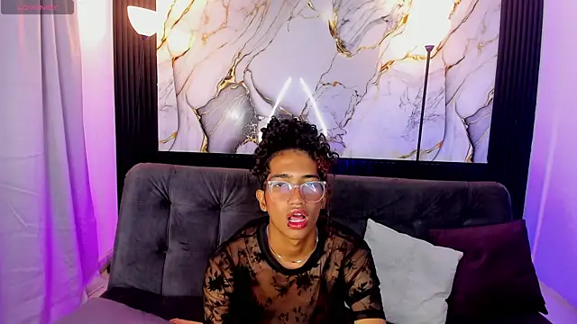 triiangel latinboy online show from 06/14/26, 12:18