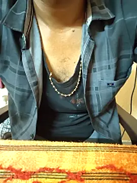 bullhottamil online show from 04/19/26, 04:17