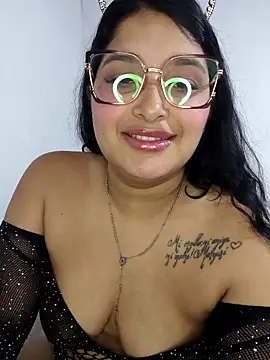 Maddy Kay online show from 04/17/26, 11:46