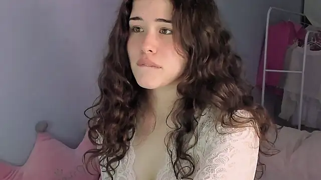 ChloeBlisss online show from 06/10/26, 10:14