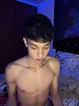 RoughDiamond  online show from 04/11/26, 07:45