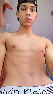 RoughDiamond  online show from 04/19/26, 08:33