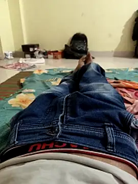  younger couples  online show from 04/11/26, 10:03